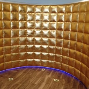 Curved Booth